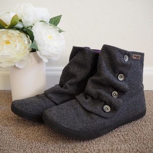 Slouchy Flannel Booties